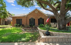 709 Normandy Drive, Euless, TX 76039