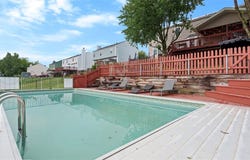 4977 Meadow Crest Dr, Hampton, PA 15101