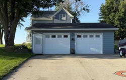2017 N West Street, Carroll, IA 51401