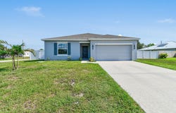133 S Wakefield Circle, Port Saint Lucie, FL 34953