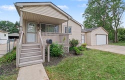 5321 Bedford Street, Dearborn Heights, MI 48125