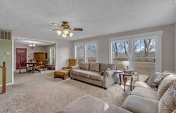 311 26th Ave, Moundridge, KS 67107
