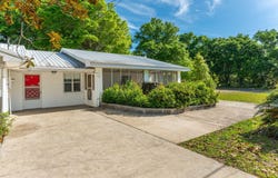578 E Williams Avenue, Crestview, FL 32539