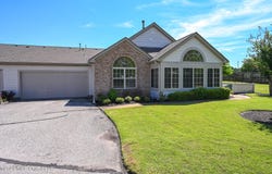 8847 Parkview Oaks Circle, Olive Branch, MS 38654
