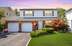 60 Reinhold Ter, Union Twp., NJ 07083