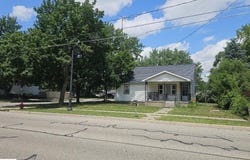 1308 W Broadway, Mt Pleasant, MI 48858