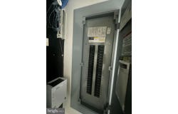10 E MAIN, MILLVILLE, NJ 08332