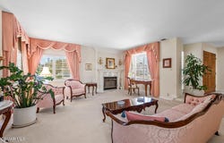 17627 Vincennes Street, Northridge, CA 91325