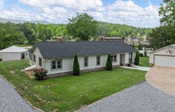 1326 East Lakeshore, Landrum, SC 29356