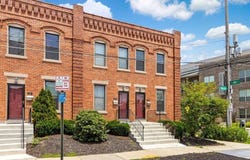 210 Warren Street, Columbus, OH 43215