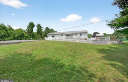 14846 WHITE OAK RIDGE, HANCOCK, MD 21750