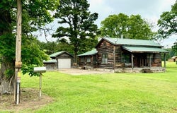 5480 Old Petty Ln,, De Valls Bluff, AR 72041
