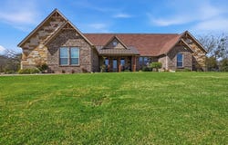 3832 Legend Trail, Granbury, TX 76049