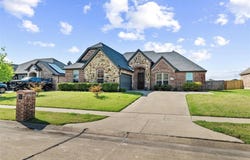 105 Abbey Road, Waxahachie, TX 75165