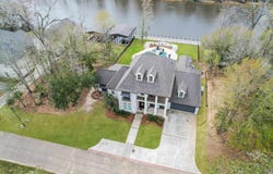 22127 Waterfront East Dr, Maurepas, LA 70449