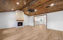 8925 Naturewalk Dr, Pace, FL 32571