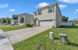 2557 SHAMROCK ST, TAVARES, FL 32778