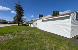 1423 Ellis, Iowa Falls, IA 50126