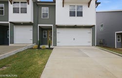 1632 Lateglow Way, Knoxville, TN 37931