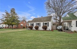 13 E Lamington Road, Hampton, VA 23669