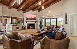 9246 E Whitethorn Circle, Scottsdale, AZ 85266