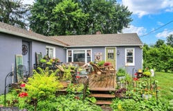 300 MUD RUN ROAD, YORK SPRINGS, PA 17372