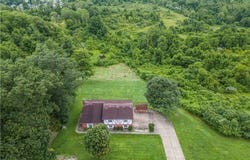 851 Mounts Rd, South Franklin, PA 15301