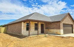 1416 Oak Valley, Denton, TX 76209