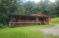 101 Mountain View Rd, Robbins, TN 37852