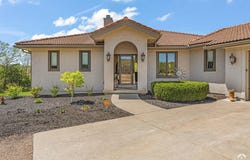 899 N 1928 Road, Lecompton, KS 66050