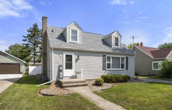 528 E MAES Avenue, KIMBERLY, WI 54136