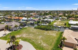 5347 SW 11th Avenue, Cape Coral, FL 33914