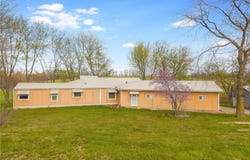 20 SE E Highway, Trenton, MO 64683
