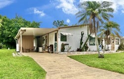 6226 S Joshua Lane, Lake Worth, FL 33462
