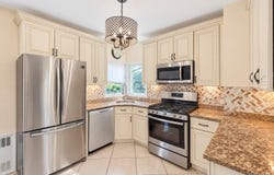 15 Harding Avenue, Hicksville, NY 11801