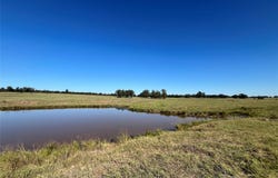 1078 Old Pin Oak RD, Paige, TX 78659