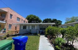 2535 NW 34th St, Miami, FL 33142