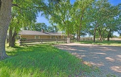 1830 Fm 221, Hamilton, TX 76531