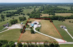1510 Mount Carmel Road, Clever, MO 65631