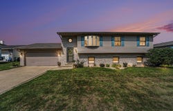 3044 Angelina Street, Portage, IN 46368