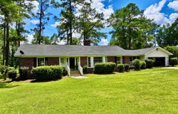 167 4th Ave, Grove Hill, AL 36451