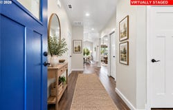 2061 SE ACADEMY St, Dallas, OR 97338
