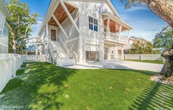 218 Demetz Avenue, Pass Christian, MS 39571