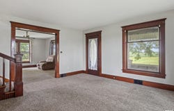 29779 VINE Road, Palmyra, IL 62674