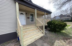 1202 N National Avenue, Springfield, MO 65802