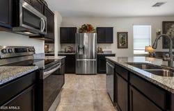 1071 W Castle Court, Casa Grande, AZ 85122
