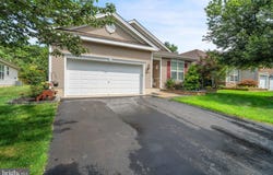113 LAKELAND DRIVE, BARNEGAT, NJ 08005