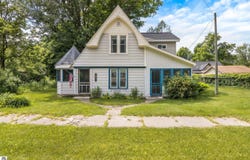 7692 3rd Street, Thompsonville, MI 49683