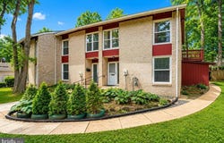8585 SEASONS Way, LANHAM, MD 20706