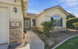 989 Northstar Drive, Hanford, CA 93230